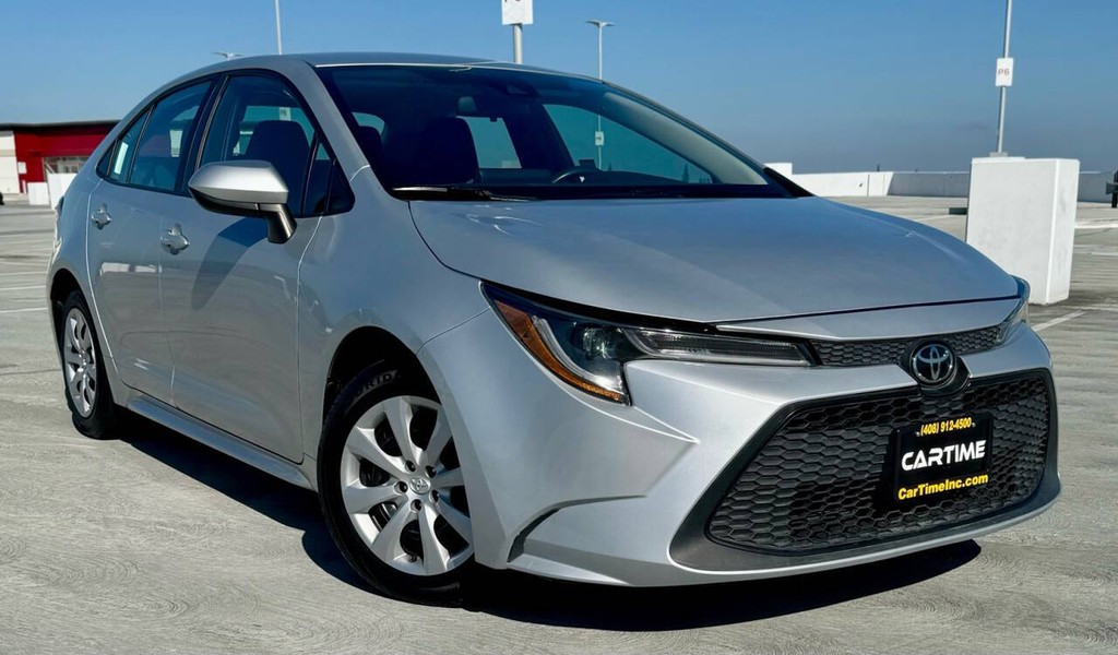 Toyota Corolla Vehicle Full-screen Gallery Image 02