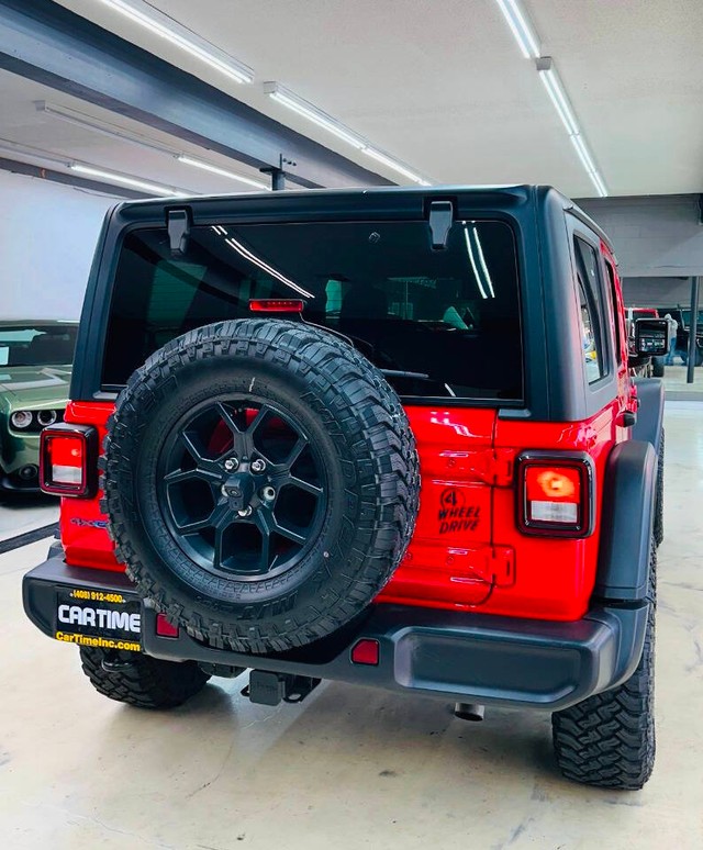 Jeep Wrangler 4xe Vehicle Full-screen Gallery Image 04