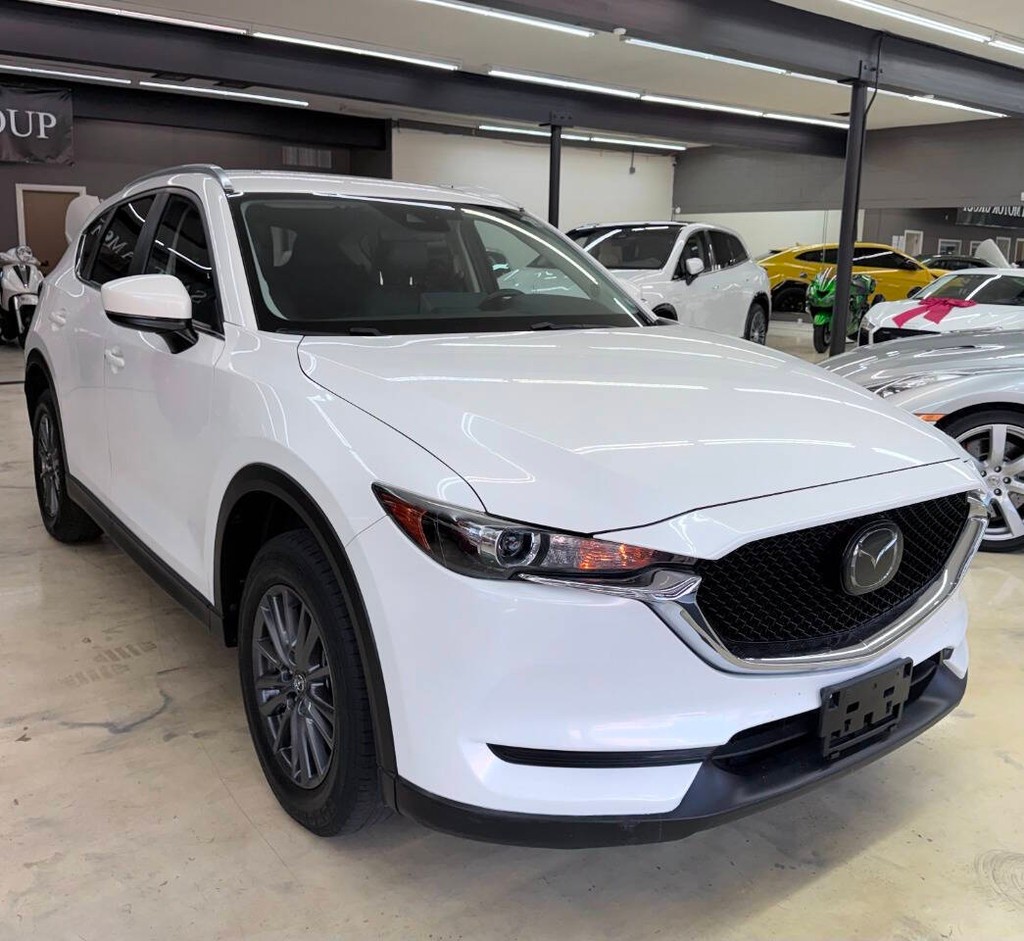 Mazda CX-5 Vehicle Full-screen Gallery Image 06