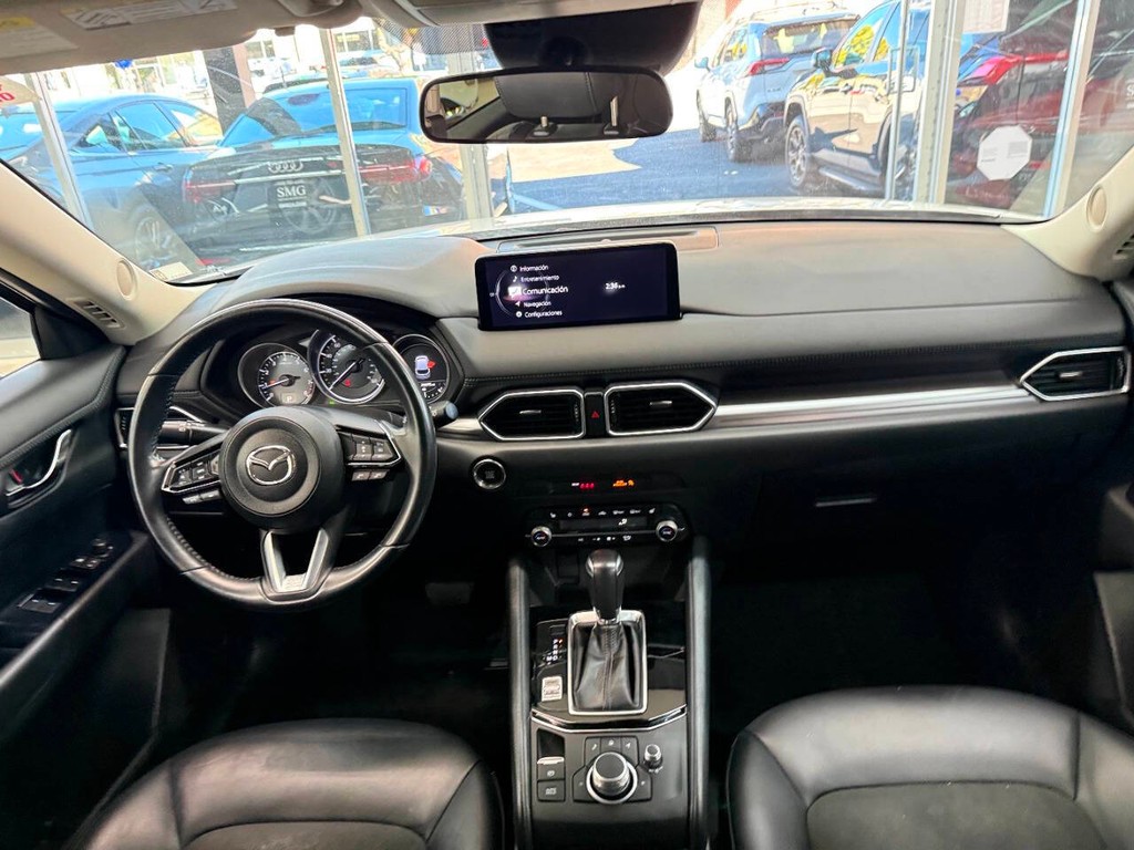 Mazda CX-5 Vehicle Full-screen Gallery Image 07