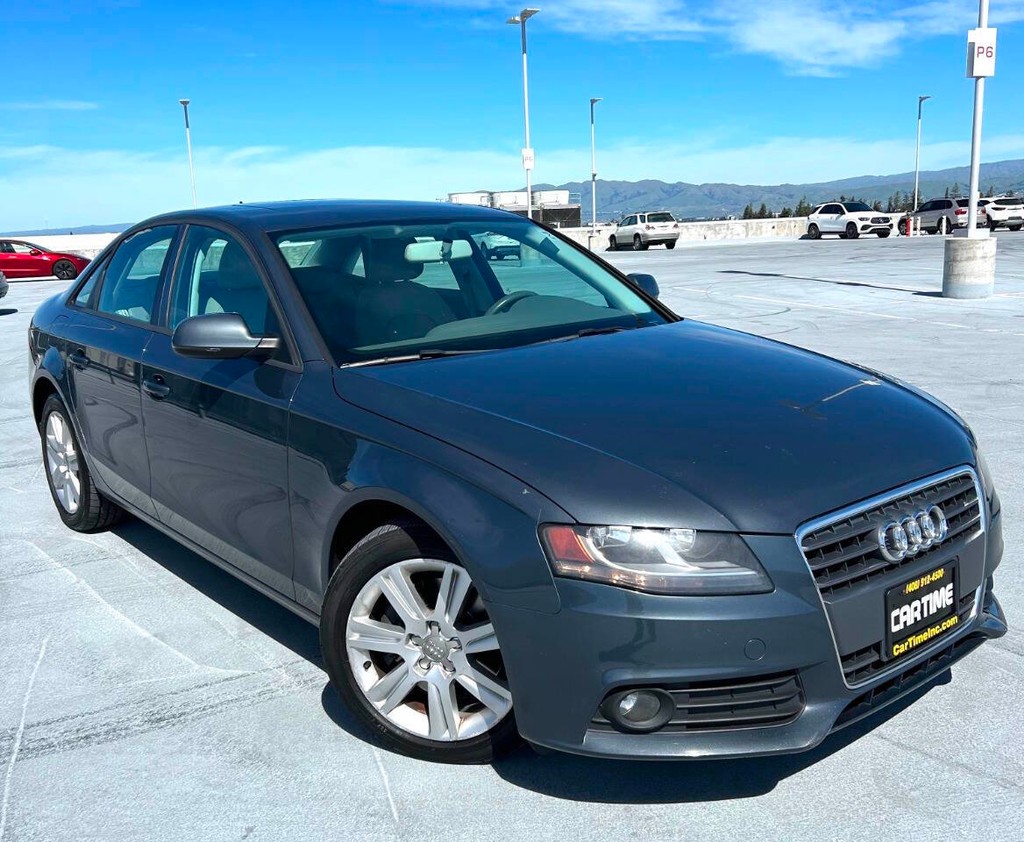 Audi A4 Vehicle Full-screen Gallery Image 02
