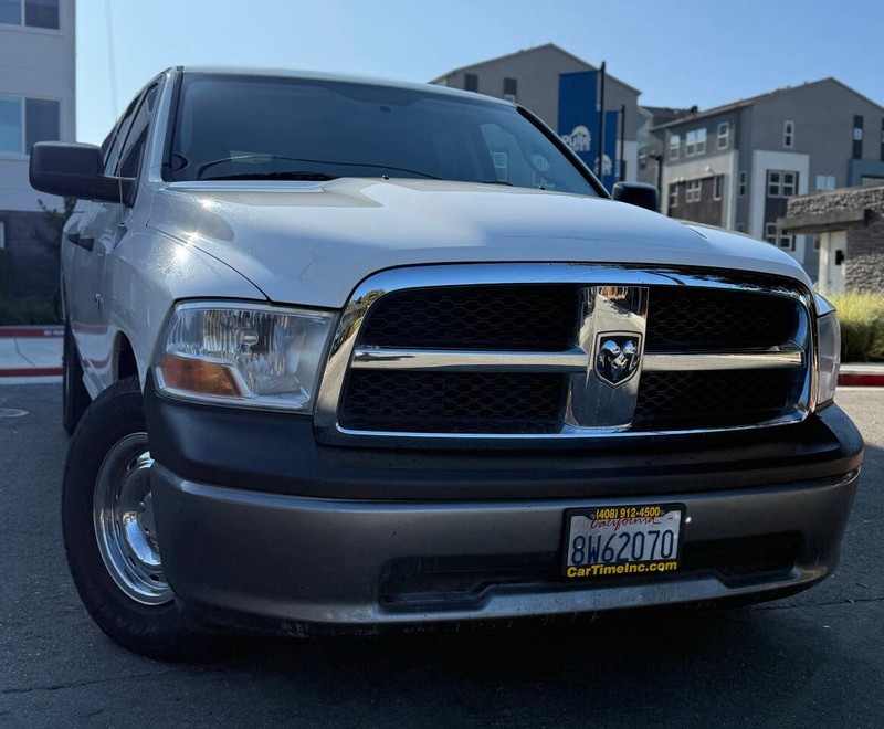 Dodge Ram 1500 Vehicle Full-screen Gallery Image 03