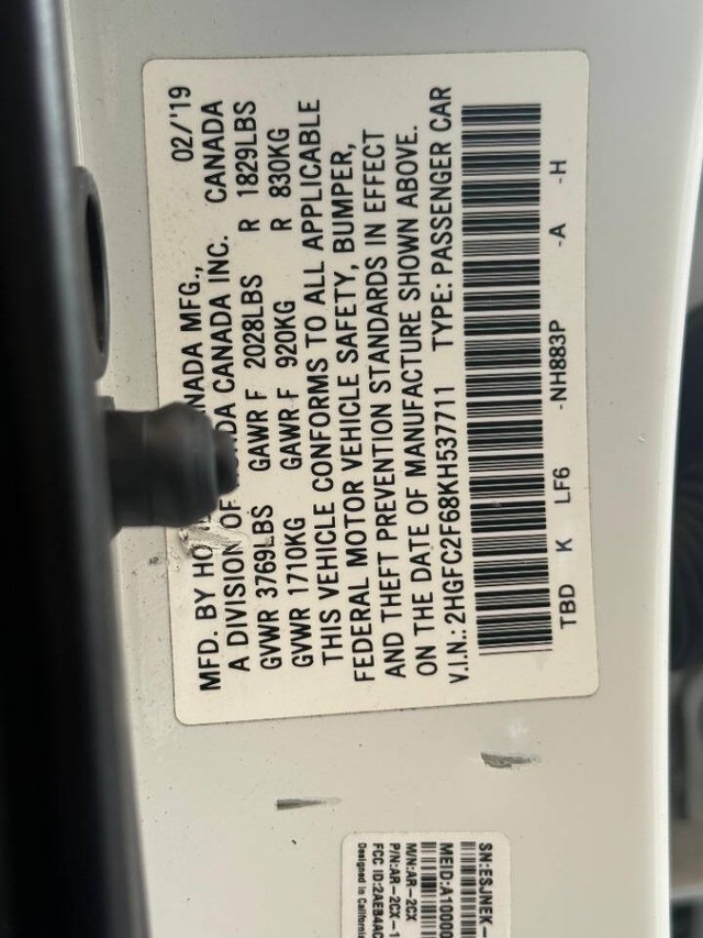 Honda Civic Vehicle Full-screen Gallery Image 16