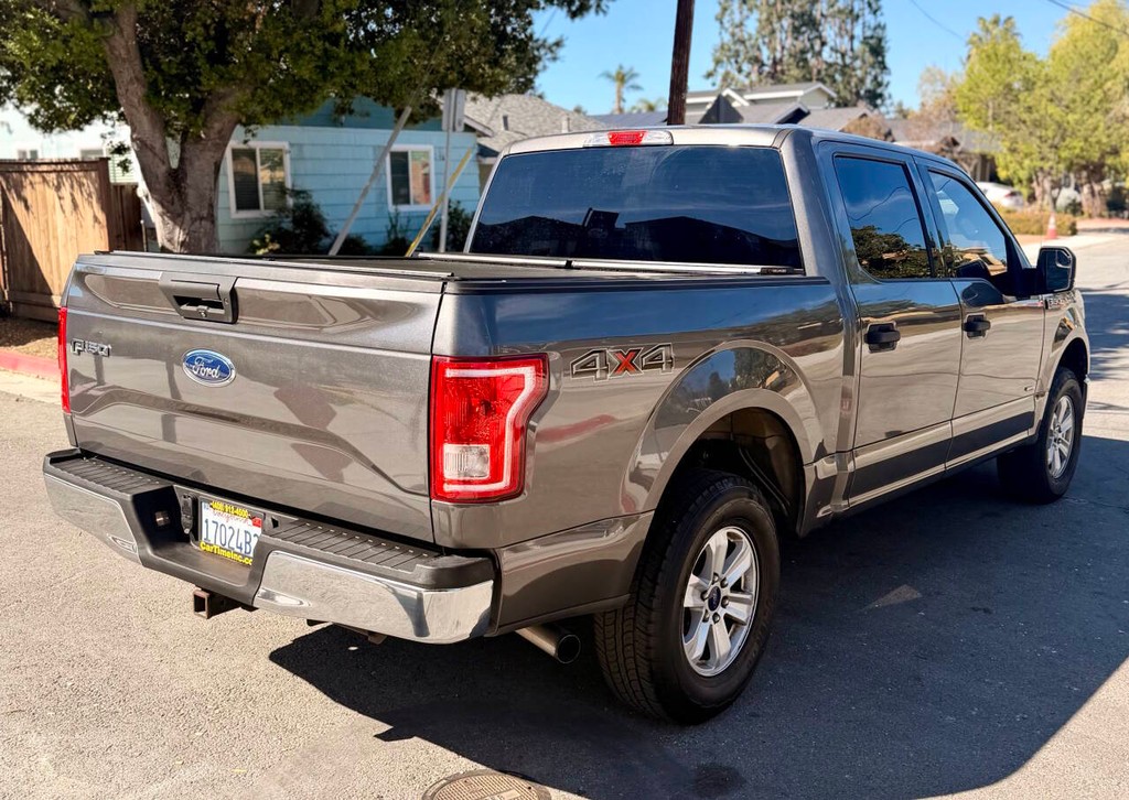 Ford F-150 Vehicle Full-screen Gallery Image 04