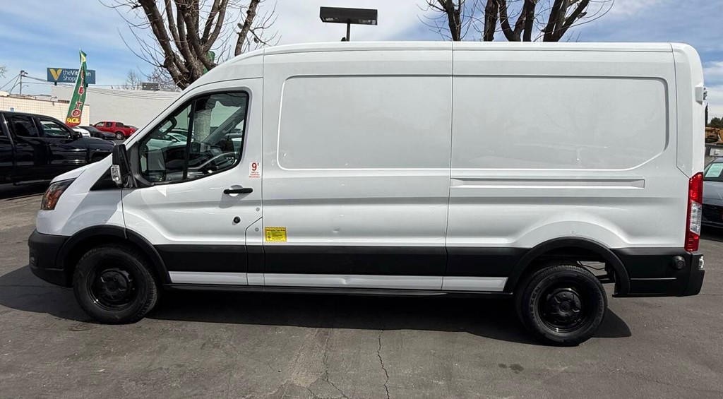 Ford Transit Cargo Van Vehicle Full-screen Gallery Image 02