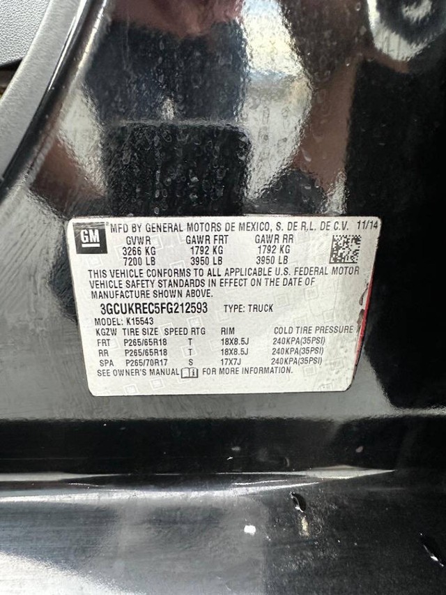 Chevrolet Silverado 1500 Vehicle Full-screen Gallery Image 18