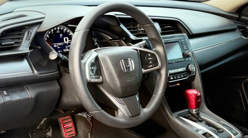 Honda Civic Sedan Vehicle Full-screen Gallery Image 09
