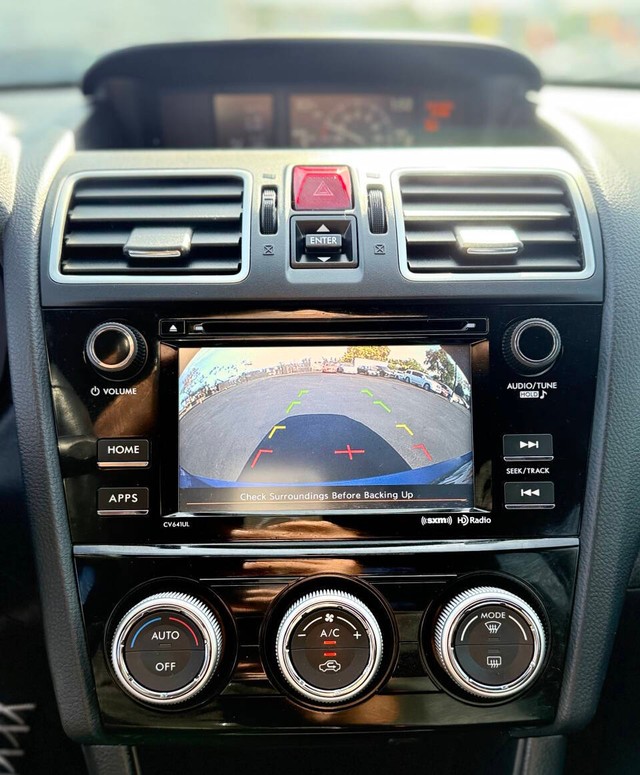 Subaru WRX Vehicle Full-screen Gallery Image 11