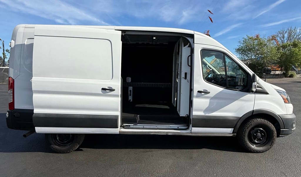 Ford Transit Cargo Van Vehicle Full-screen Gallery Image 05