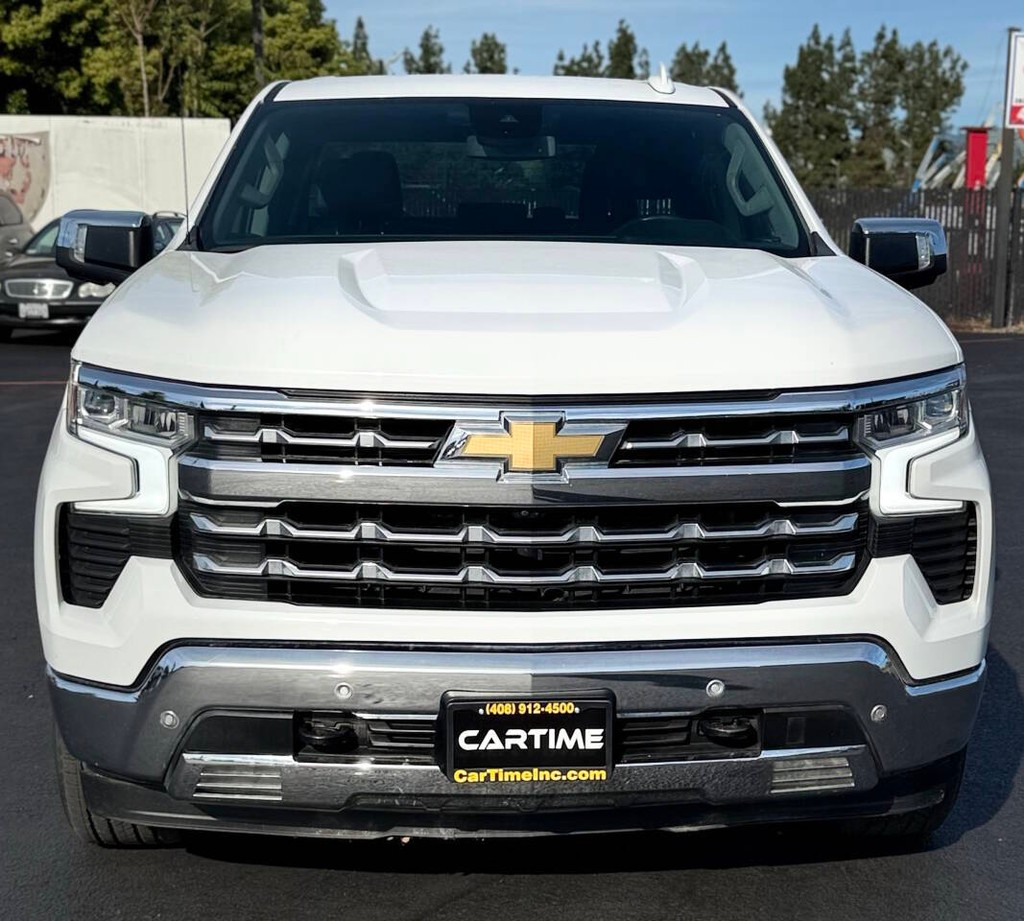 Chevrolet Silverado 1500 Vehicle Full-screen Gallery Image 02