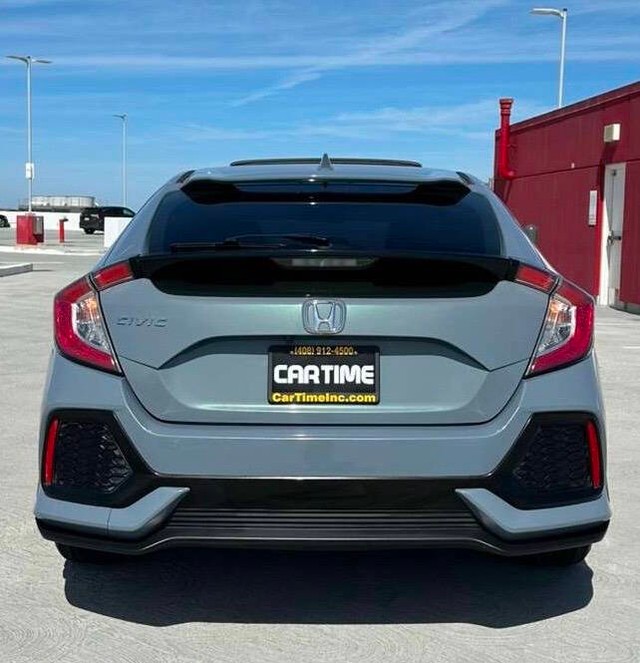 Honda Civic Hatchback Vehicle Full-screen Gallery Image 06