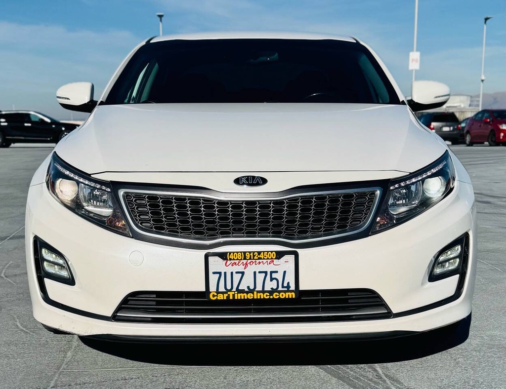 Kia Optima Hybrid Vehicle Full-screen Gallery Image 12