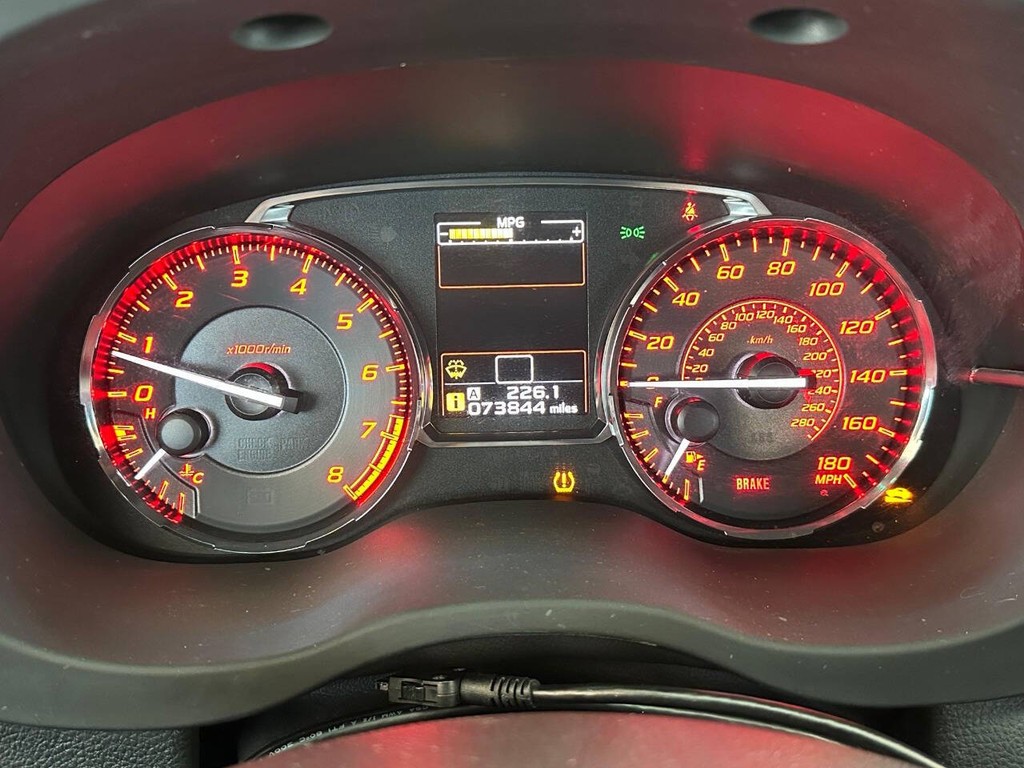 Subaru WRX Vehicle Full-screen Gallery Image 12