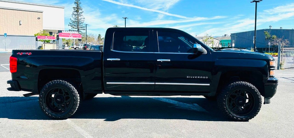 Chevrolet Silverado 1500 Vehicle Full-screen Gallery Image 04