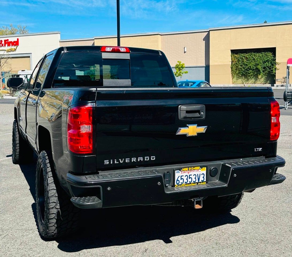 Chevrolet Silverado 1500 Vehicle Full-screen Gallery Image 05