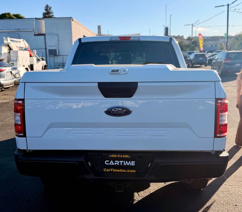 Ford F-150 Vehicle Full-screen Gallery Image 05