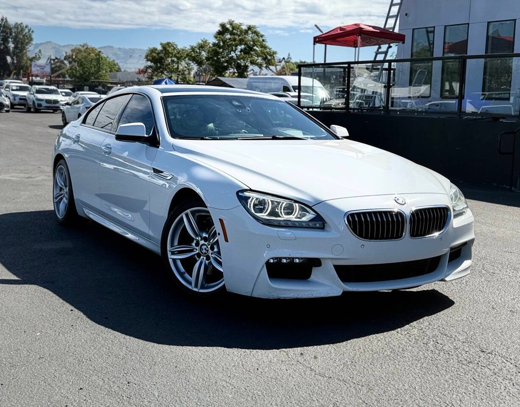BMW 6 Series Vehicle Full-screen Gallery Image 03