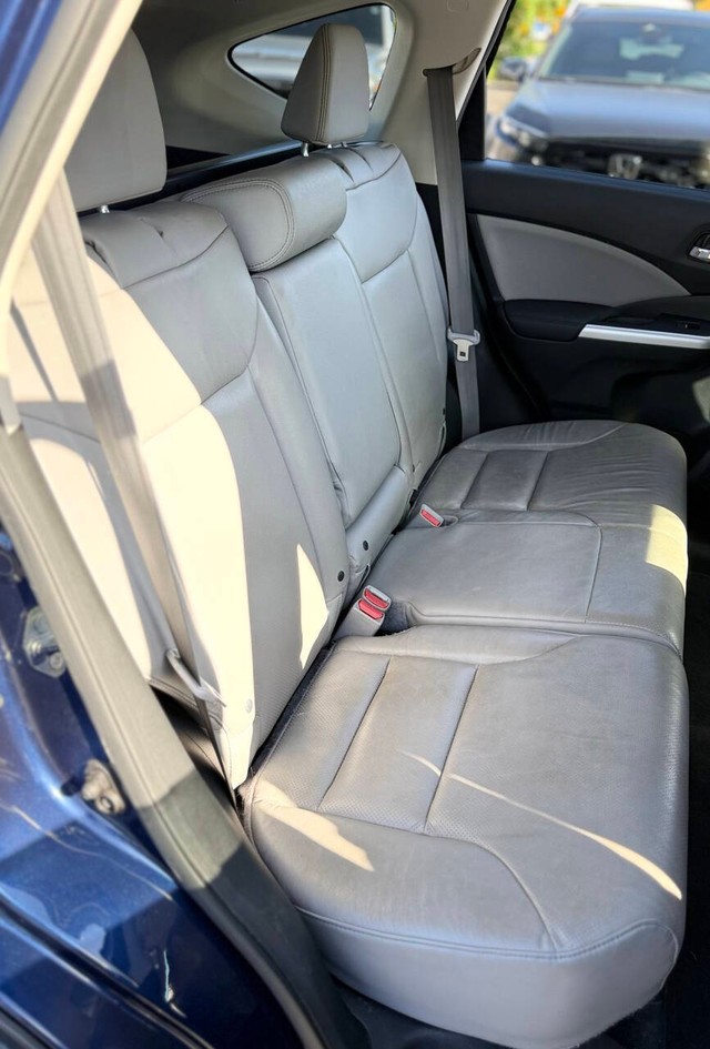 Honda CR-V Vehicle Full-screen Gallery Image 14