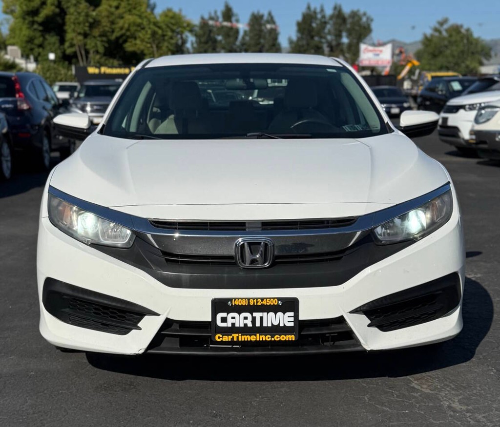 Honda Civic Sedan Vehicle Full-screen Gallery Image 02