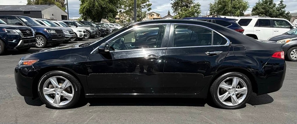 Acura TSX Vehicle Full-screen Gallery Image 04