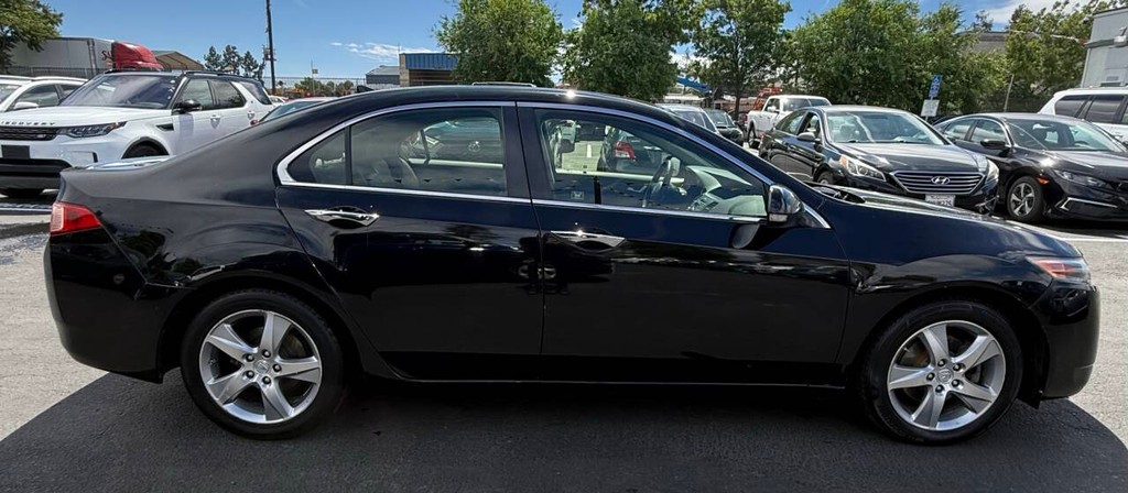 Acura TSX Vehicle Full-screen Gallery Image 05