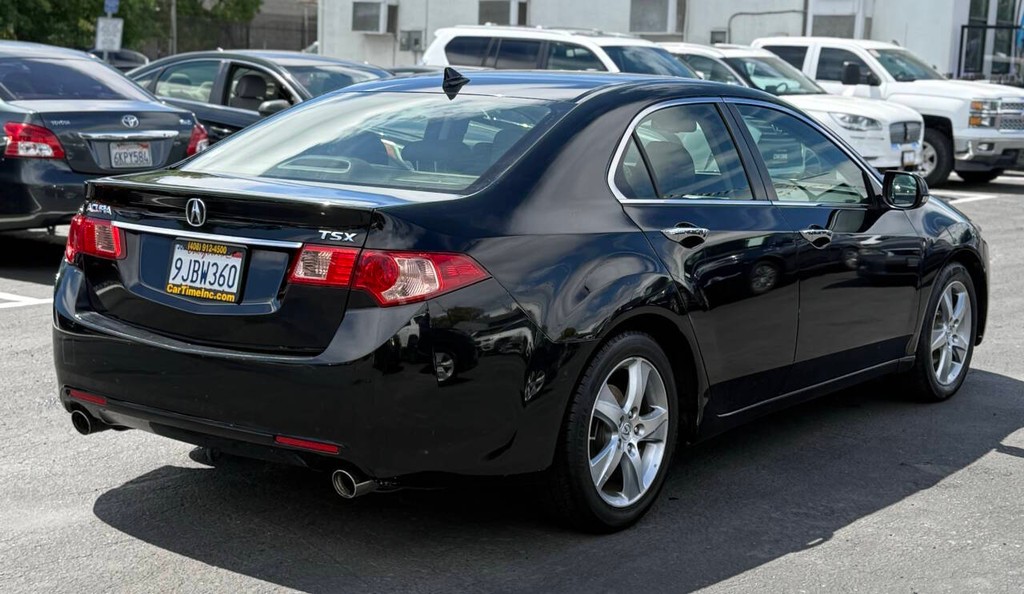 Acura TSX Vehicle Full-screen Gallery Image 06