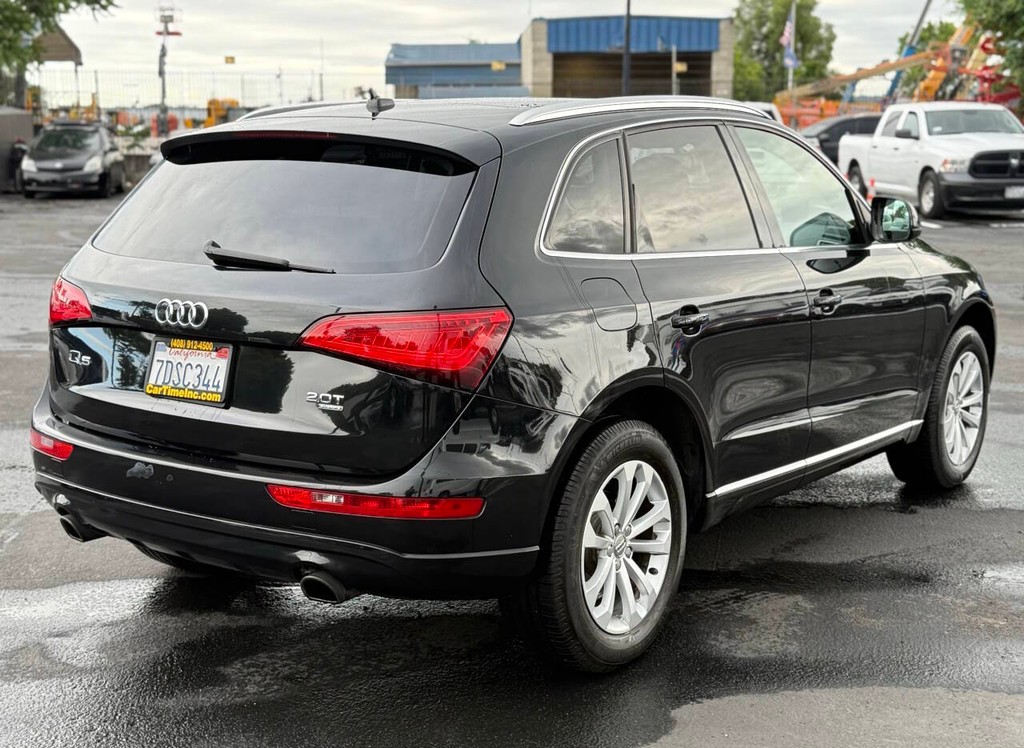 Audi Q5 Vehicle Full-screen Gallery Image 06