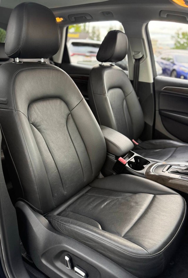 Audi Q5 Vehicle Full-screen Gallery Image 15