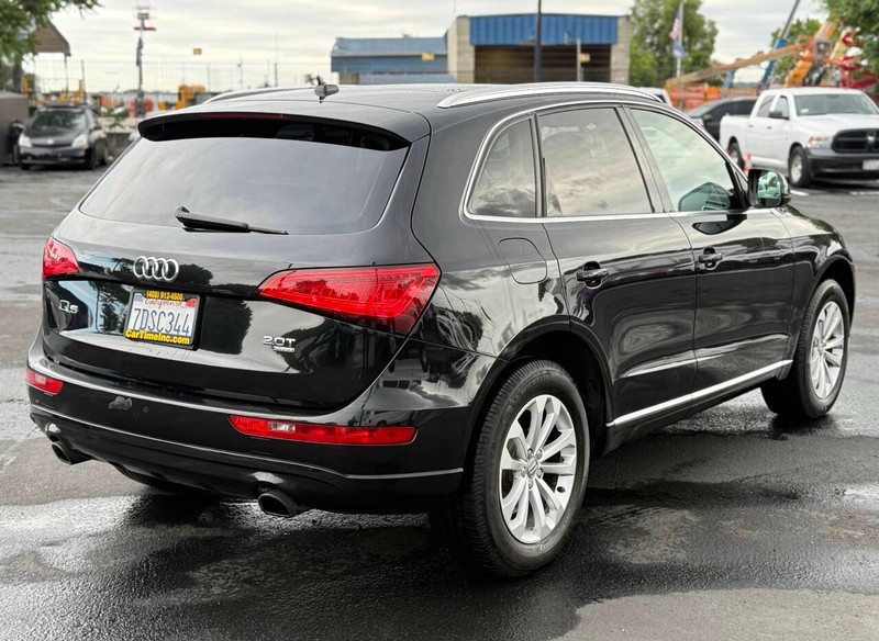 Audi Q5 Vehicle Full-screen Gallery Image 06