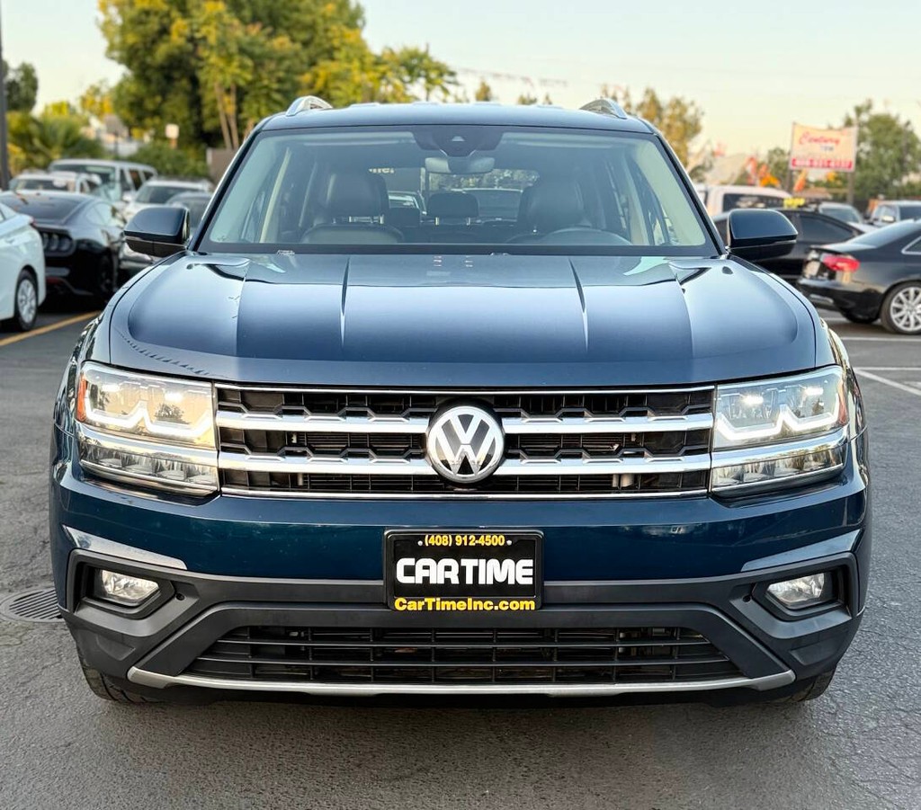 Volkswagen Atlas Vehicle Full-screen Gallery Image 03