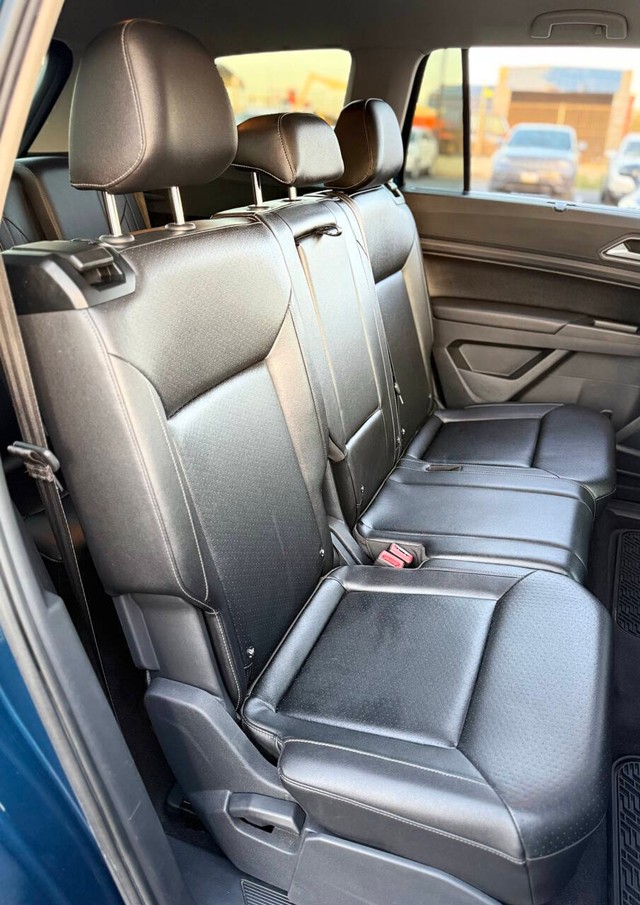 Volkswagen Atlas Vehicle Full-screen Gallery Image 14