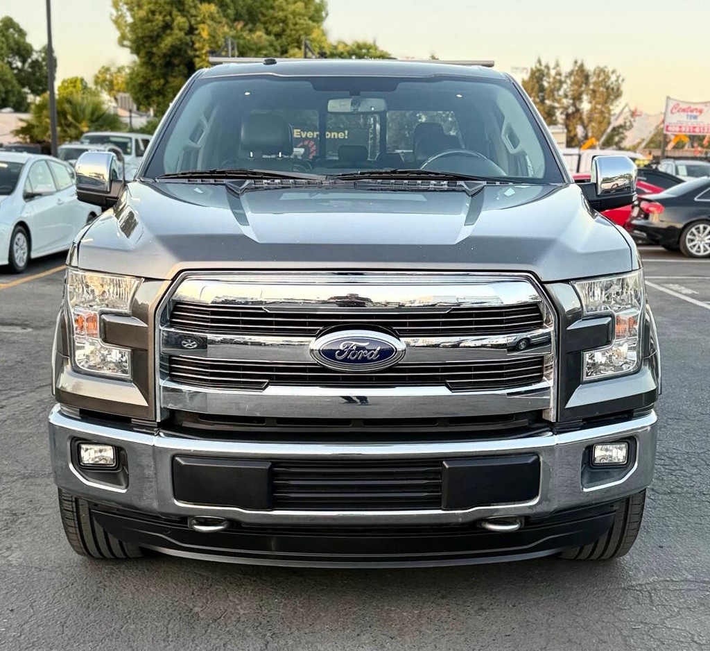 Ford F-150 Vehicle Full-screen Gallery Image 02