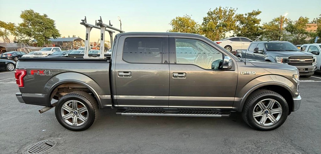 Ford F-150 Vehicle Full-screen Gallery Image 05