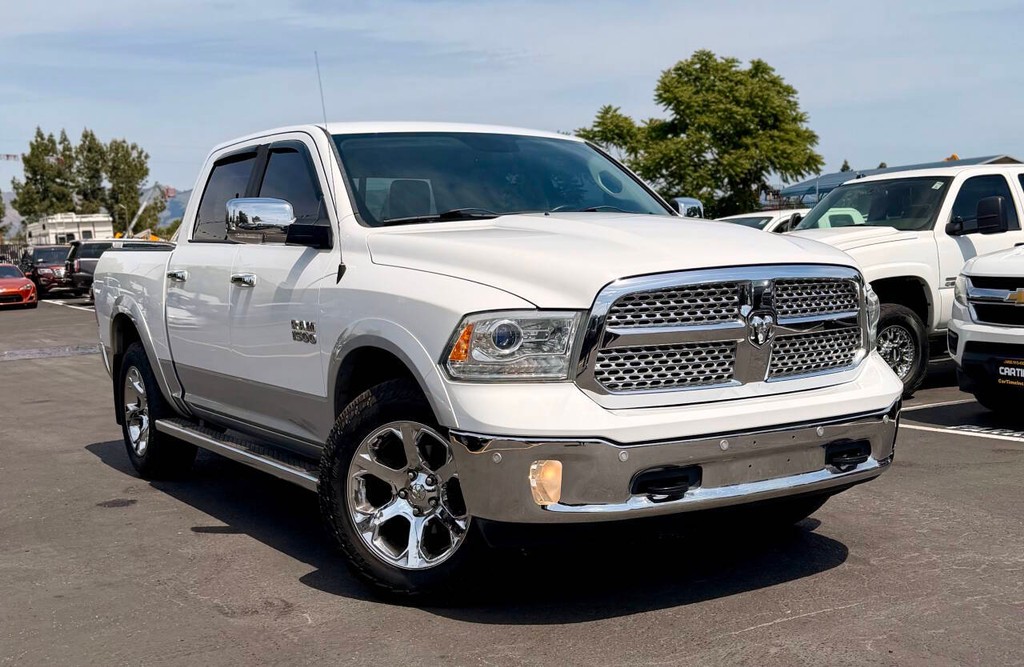 Ram 1500 Vehicle Full-screen Gallery Image 02