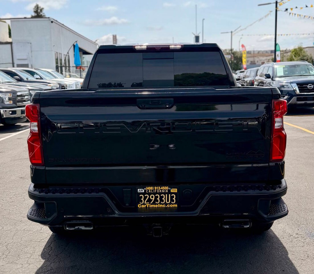 Chevrolet Silverado 1500 Vehicle Full-screen Gallery Image 14