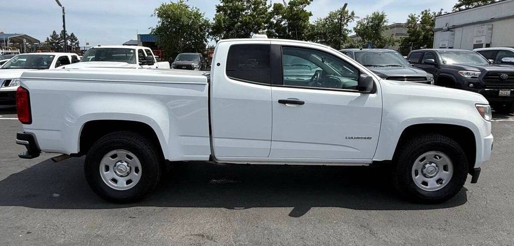 Chevrolet Colorado Vehicle Full-screen Gallery Image 07