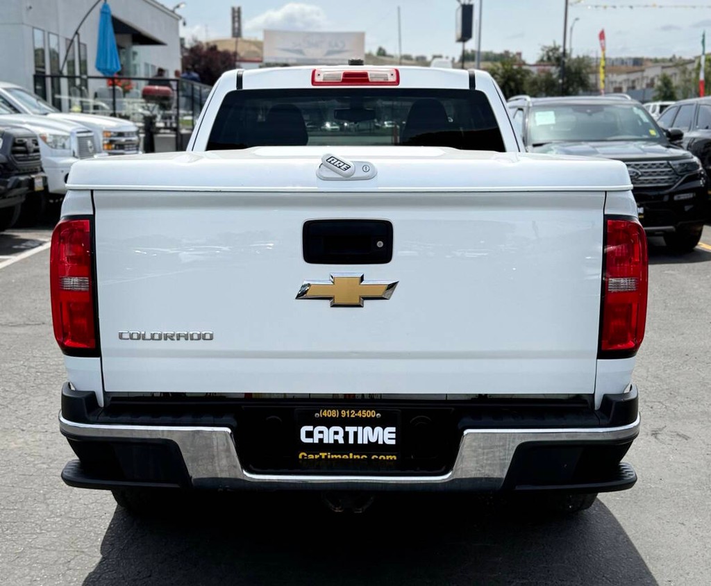 Chevrolet Colorado Vehicle Full-screen Gallery Image 08
