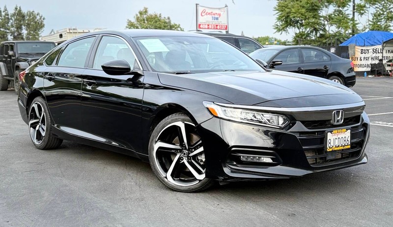 Honda Accord Vehicle Full-screen Gallery Image 02