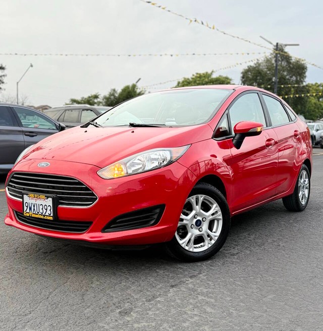 more details - ford fiesta sedan