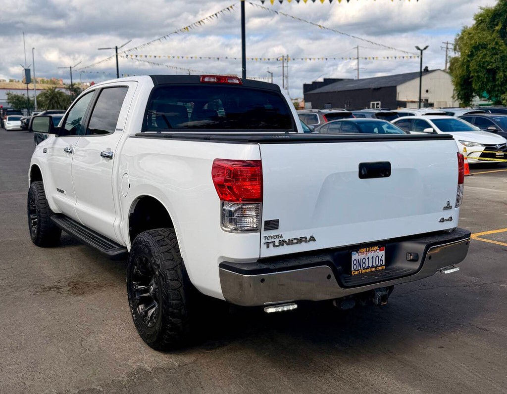 Toyota Tundra 4WD Truck Vehicle Full-screen Gallery Image 04