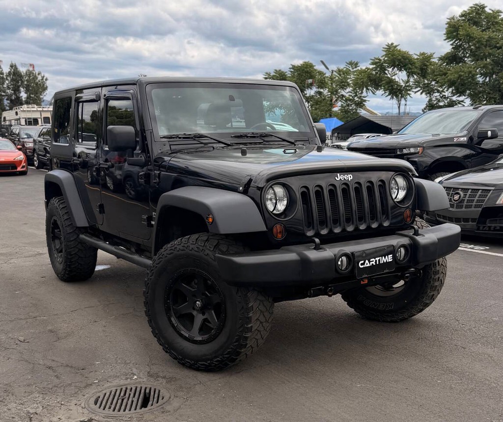 Jeep Wrangler Unlimited Vehicle Full-screen Gallery Image 02