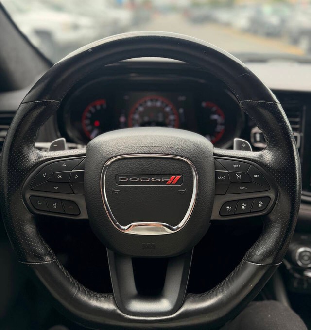 Dodge Durango Vehicle Full-screen Gallery Image 09