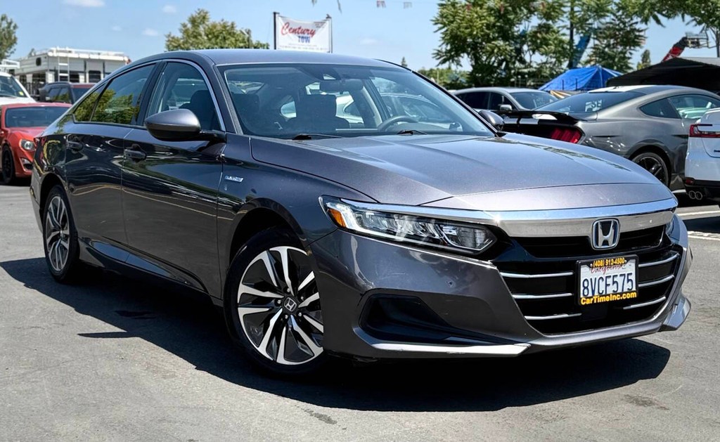 Honda Accord Hybrid Vehicle Full-screen Gallery Image 02