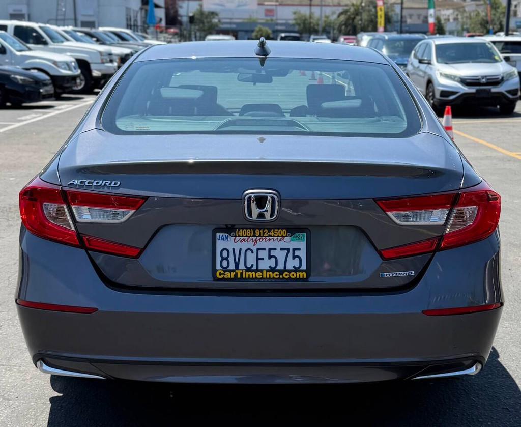 Honda Accord Hybrid Vehicle Full-screen Gallery Image 07