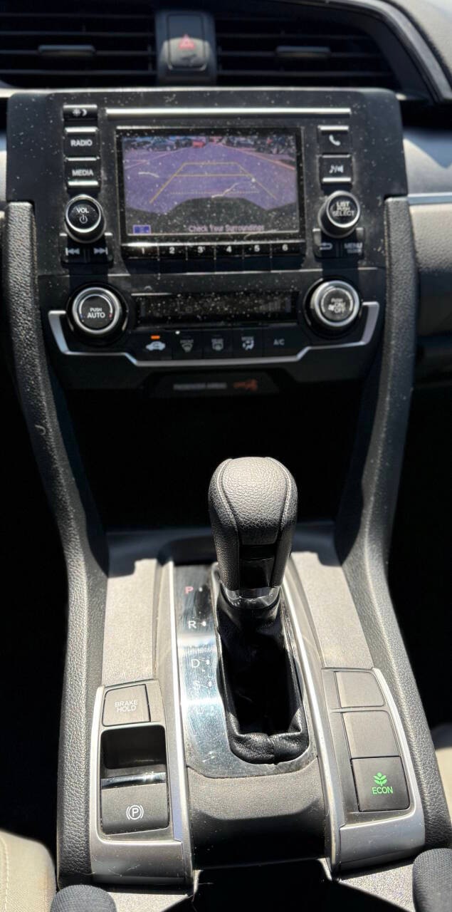 Honda Civic Sedan Vehicle Full-screen Gallery Image 11