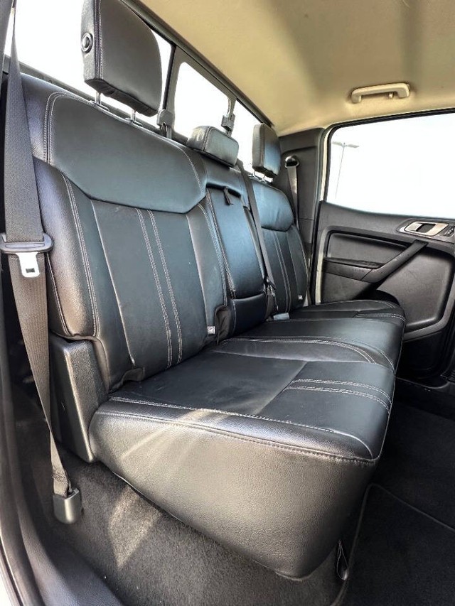 Ford Ranger Vehicle Full-screen Gallery Image 17