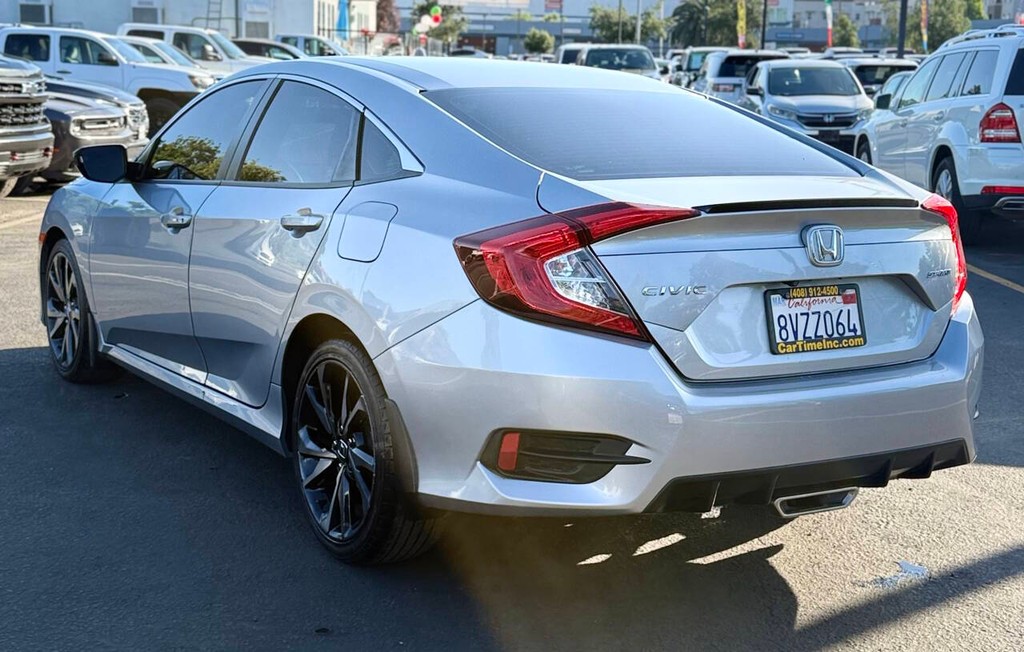 Honda Civic Sedan Vehicle Full-screen Gallery Image 08