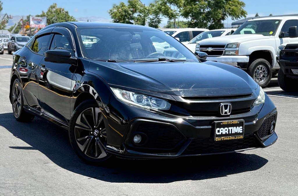 Honda Civic Hatchback Vehicle Full-screen Gallery Image 03