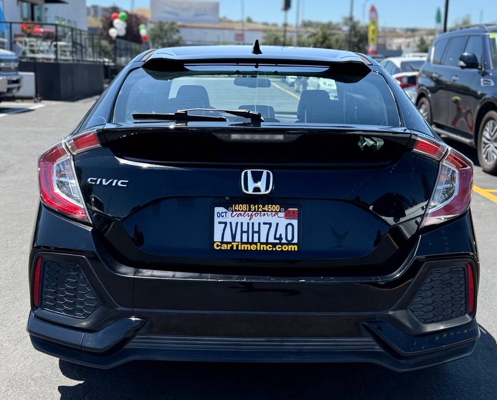 Honda Civic Hatchback Vehicle Full-screen Gallery Image 07