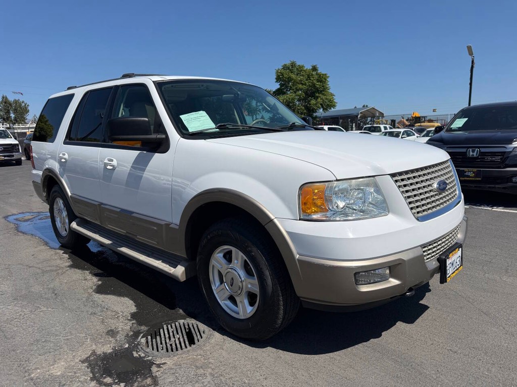 Ford Expedition Vehicle Full-screen Gallery Image 06